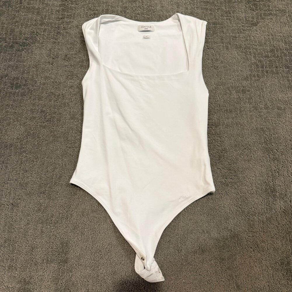 Aritzia Contour Bodysuit - White - Size Medium